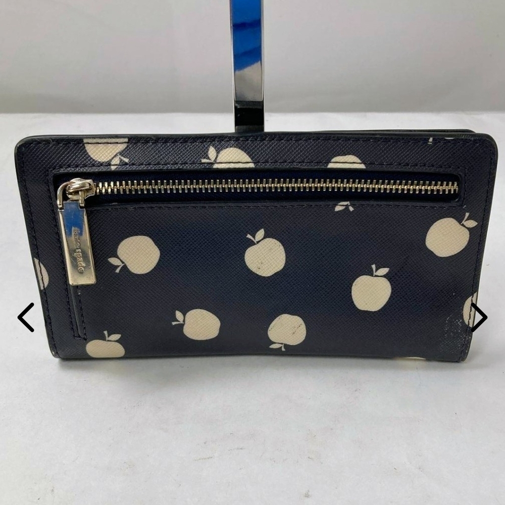Kate Spade Blue Wallet with Cream Apple Design Very Good Condition - Picture 3 of 6